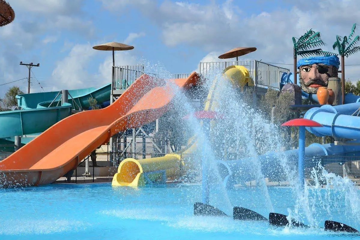 Ionian Sea Hotel & Villas - Aqua Park Kounopetra 4*,